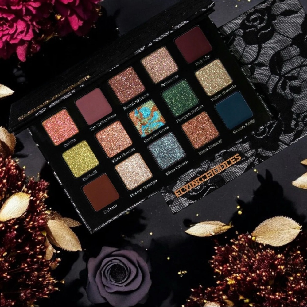 ADEPT Cosmetics FLYING FIDDLES PALETTE